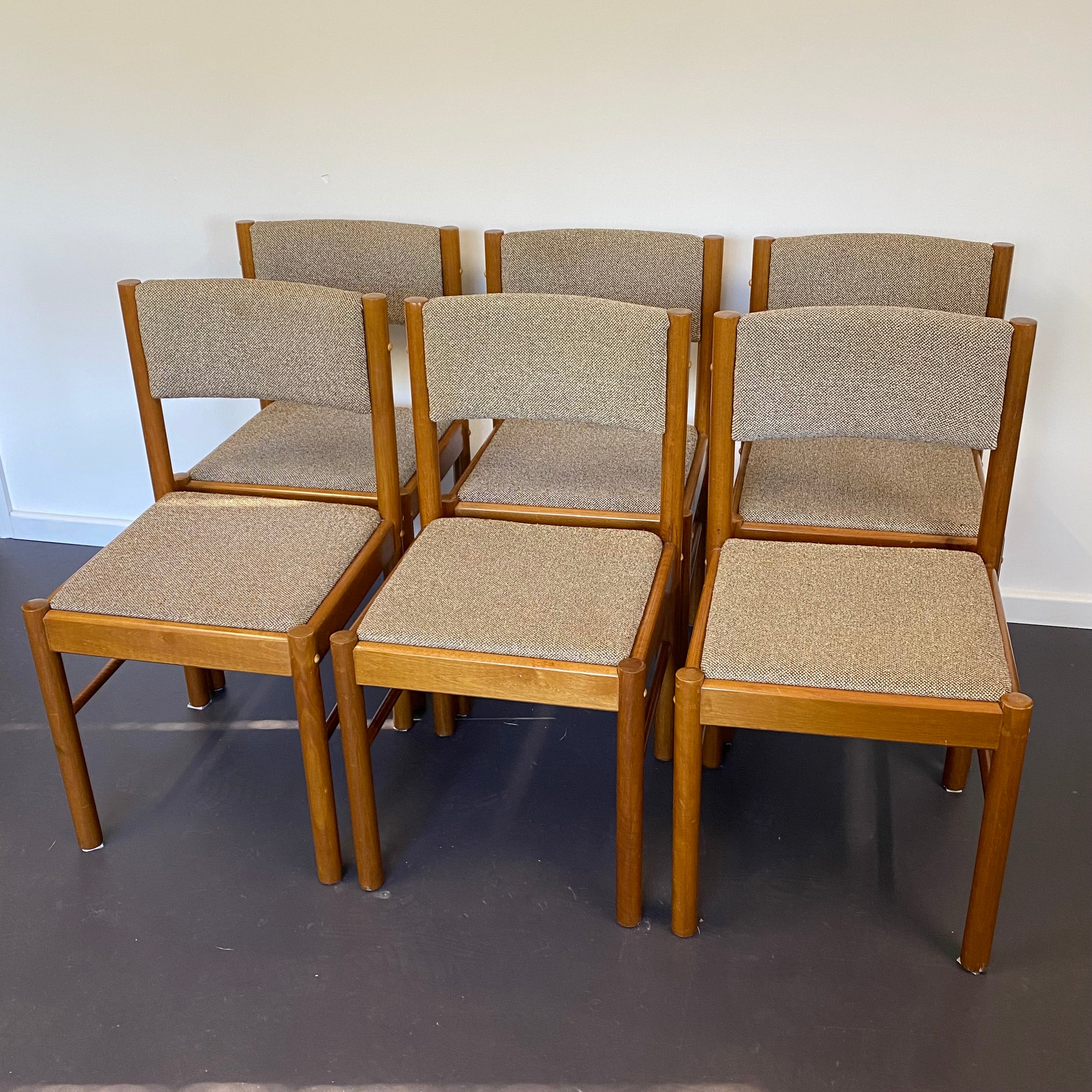 Mcm dining 2024 chairs for sale